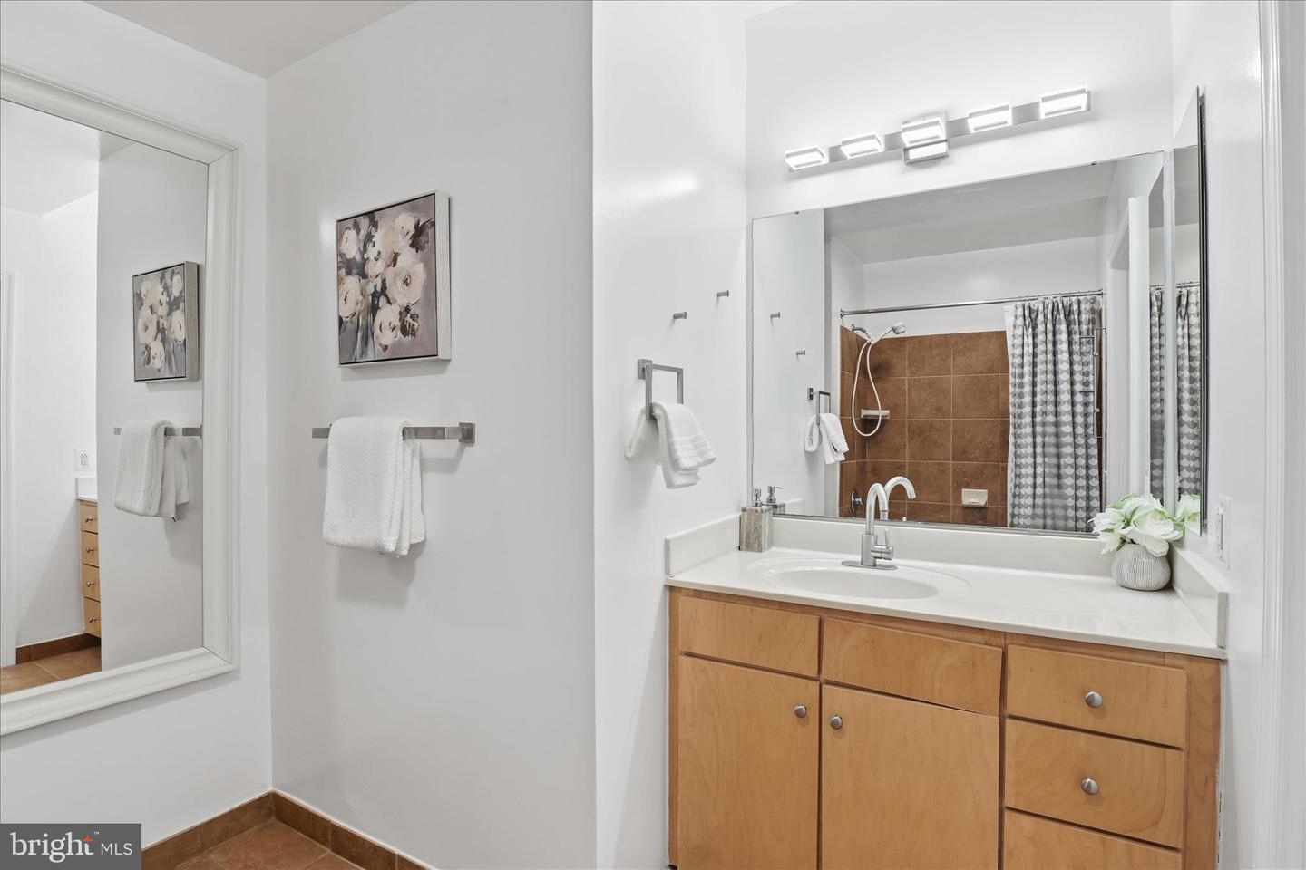 631 D ST NW #128, WASHINGTON, District Of Columbia 20004, 2 Bedrooms Bedrooms, ,2 BathroomsBathrooms,Residential,For sale,631 D ST NW #128,DCDC2241900 MLS # DCDC2241900