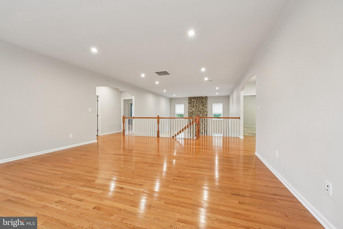 17080 BELLE ISLE DR, DUMFRIES, Virginia 22026, 5 Bedrooms Bedrooms, ,4 BathroomsBathrooms,Residential,For sale,17080 BELLE ISLE DR,VAPW2110710 MLS # VAPW2110710