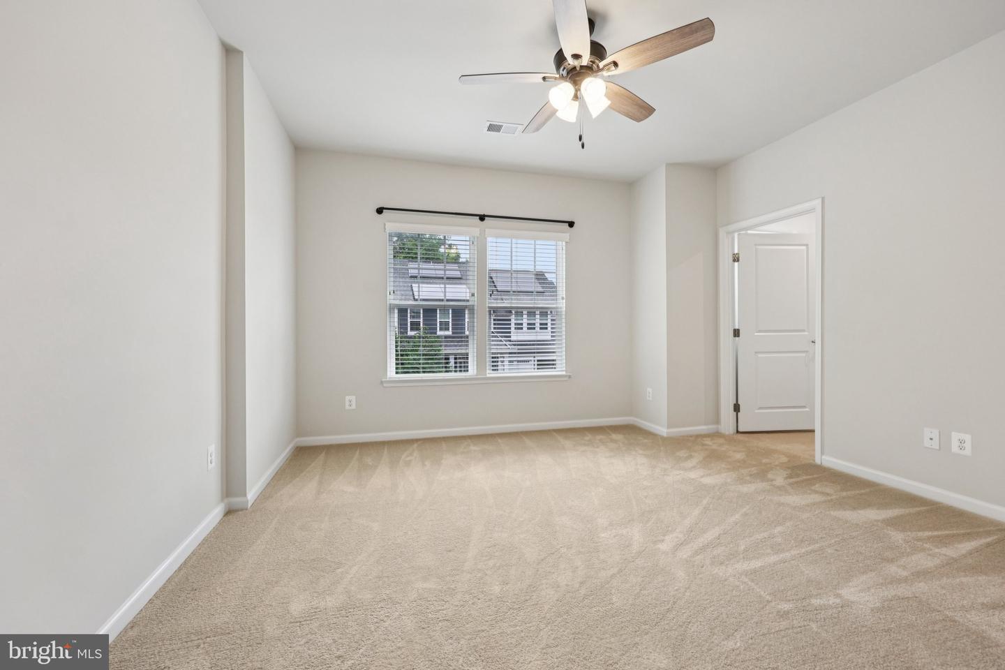 17080 BELLE ISLE DR, DUMFRIES, Virginia 22026, 5 Bedrooms Bedrooms, ,4 BathroomsBathrooms,Residential,For sale,17080 BELLE ISLE DR,VAPW2110710 MLS # VAPW2110710