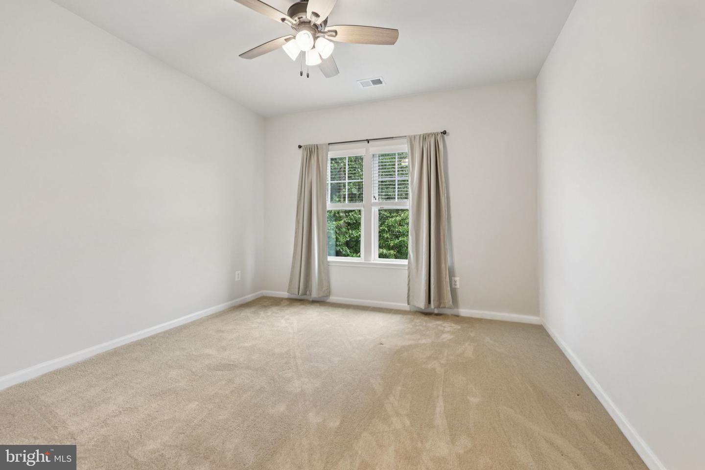 17080 BELLE ISLE DR, DUMFRIES, Virginia 22026, 5 Bedrooms Bedrooms, ,4 BathroomsBathrooms,Residential,For sale,17080 BELLE ISLE DR,VAPW2110710 MLS # VAPW2110710