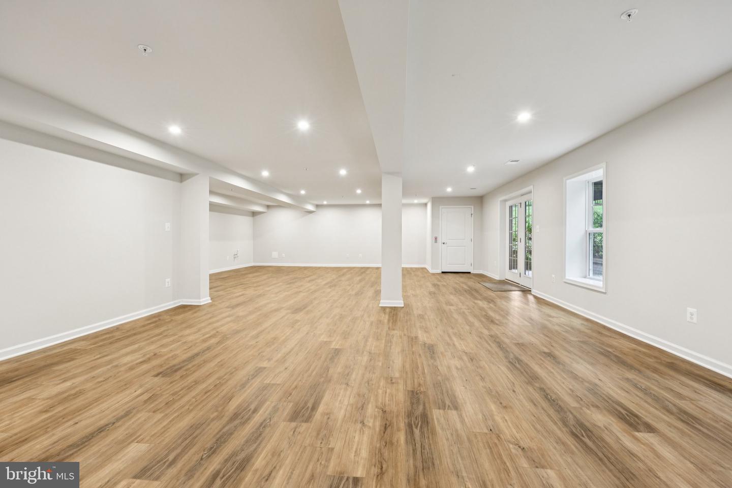 17080 BELLE ISLE DR, DUMFRIES, Virginia 22026, 5 Bedrooms Bedrooms, ,4 BathroomsBathrooms,Residential,For sale,17080 BELLE ISLE DR,VAPW2110710 MLS # VAPW2110710