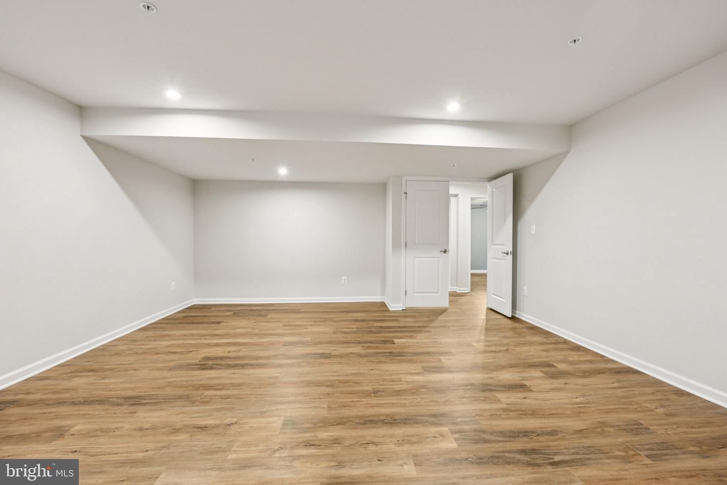 17080 BELLE ISLE DR, DUMFRIES, Virginia 22026, 5 Bedrooms Bedrooms, ,4 BathroomsBathrooms,Residential,For sale,17080 BELLE ISLE DR,VAPW2110710 MLS # VAPW2110710