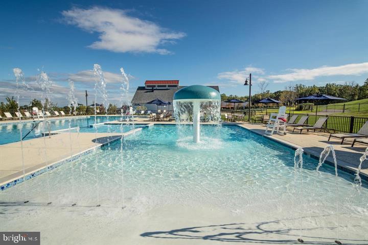 17080 BELLE ISLE DR, DUMFRIES, Virginia 22026, 5 Bedrooms Bedrooms, ,4 BathroomsBathrooms,Residential,For sale,17080 BELLE ISLE DR,VAPW2110710 MLS # VAPW2110710