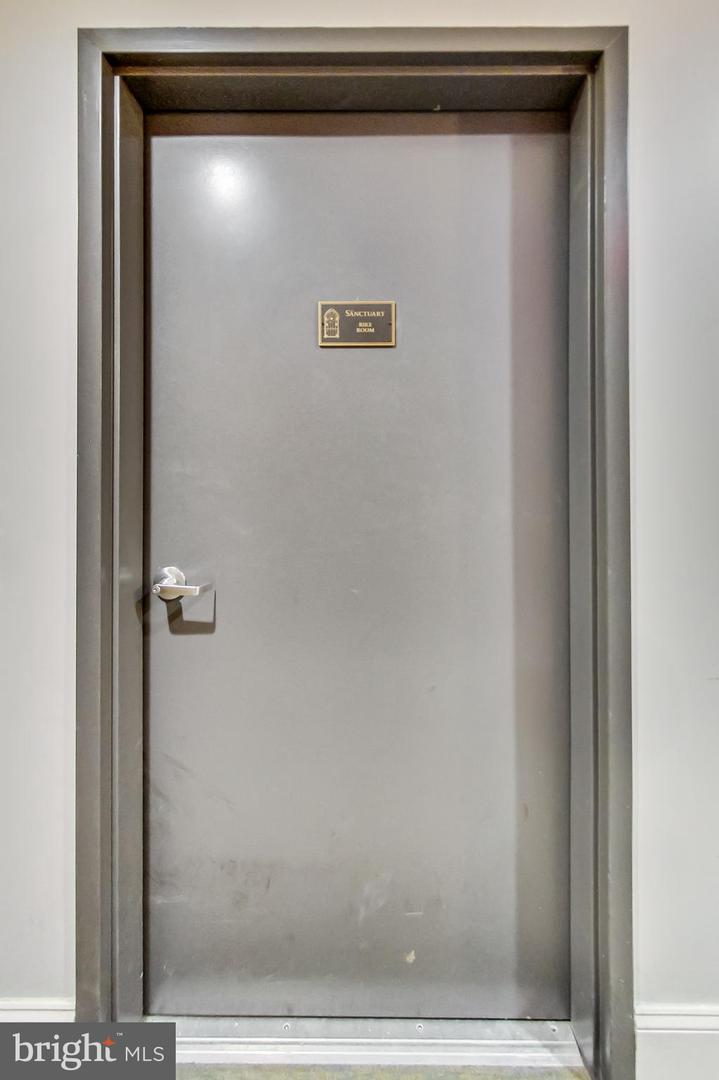 819 D ST NE #7, WASHINGTON, District Of Columbia 20002, 1 Bedroom Bedrooms, ,1 BathroomBathrooms,Residential,For sale,819 D ST NE #7,DCDC2241924 MLS # DCDC2241924