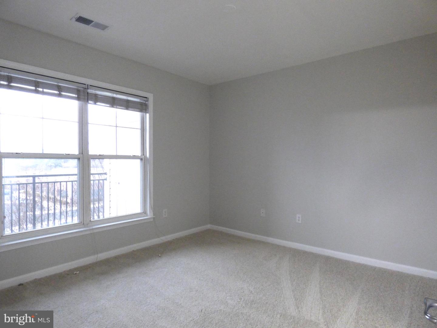 3840 LIGHTFOOT ST #345, CHANTILLY, Virginia 20151, 1 Bedroom Bedrooms, ,1 BathroomBathrooms,Residential,For sale,3840 LIGHTFOOT ST #345,VAFX2286216 MLS # VAFX2286216