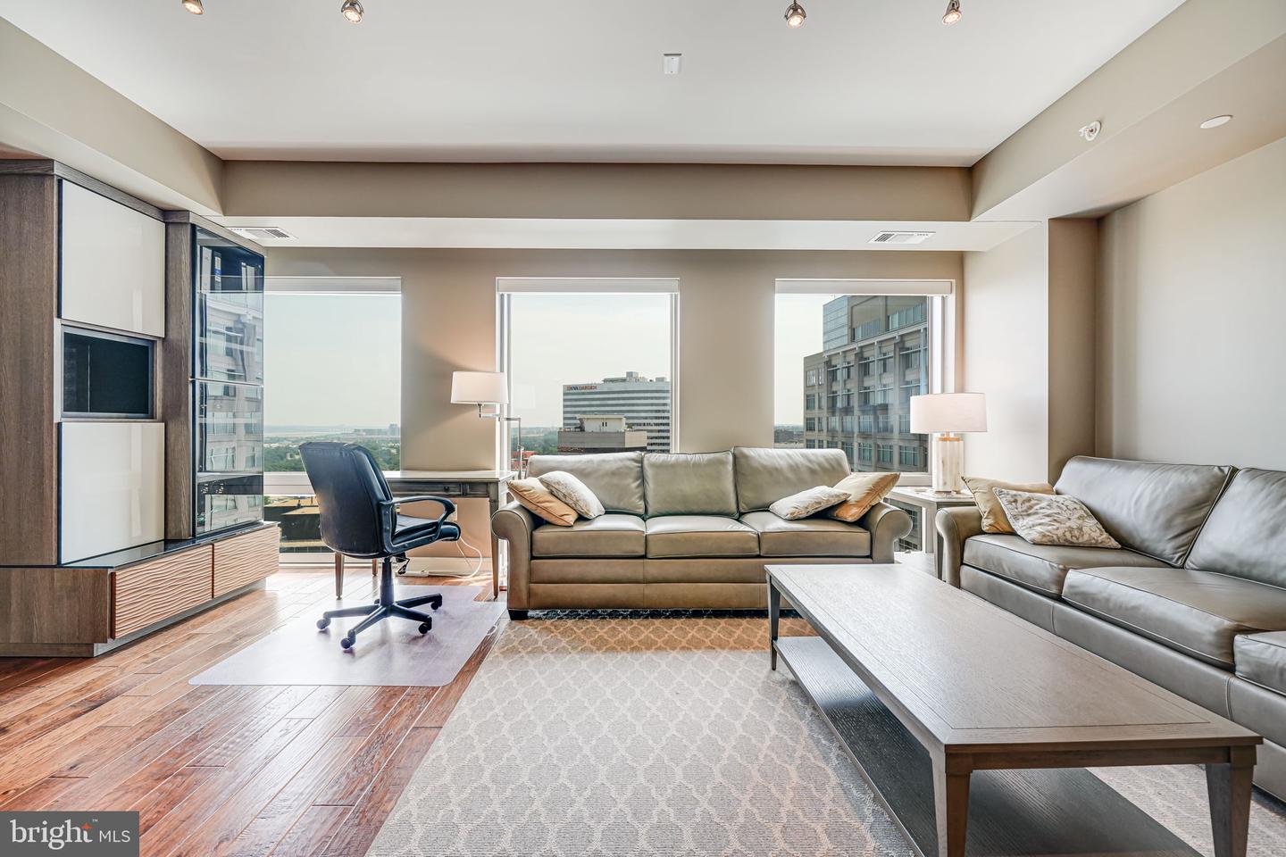 1111 19TH ST N #2703, ARLINGTON, Virginia 22209, 2 Bedrooms Bedrooms, ,2 BathroomsBathrooms,Residential,For sale,1111 19TH ST N #2703,VAAR2067852 MLS # VAAR2067852