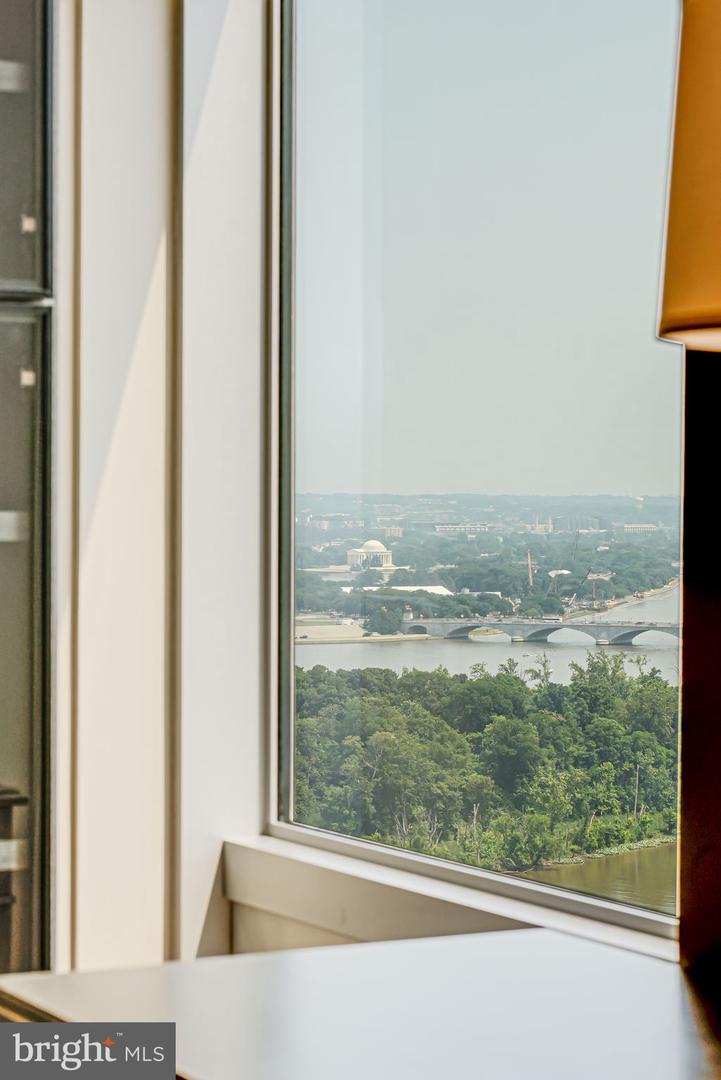 1111 19TH ST N #2703, ARLINGTON, Virginia 22209, 2 Bedrooms Bedrooms, ,2 BathroomsBathrooms,Residential,For sale,1111 19TH ST N #2703,VAAR2067852 MLS # VAAR2067852