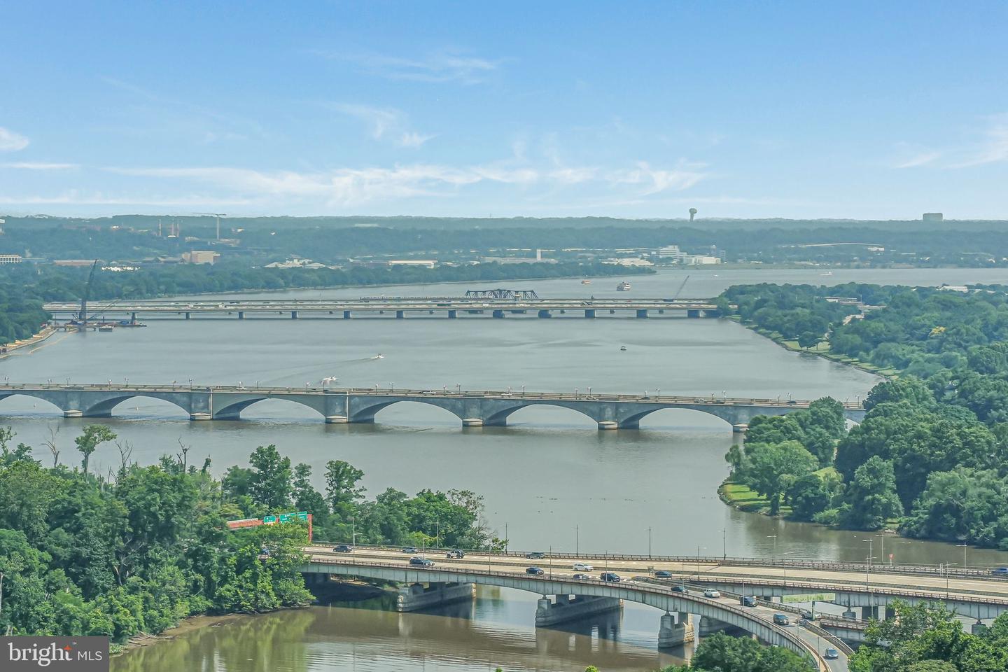 1111 19TH ST N #2703, ARLINGTON, Virginia 22209, 2 Bedrooms Bedrooms, ,2 BathroomsBathrooms,Residential,For sale,1111 19TH ST N #2703,VAAR2067852 MLS # VAAR2067852