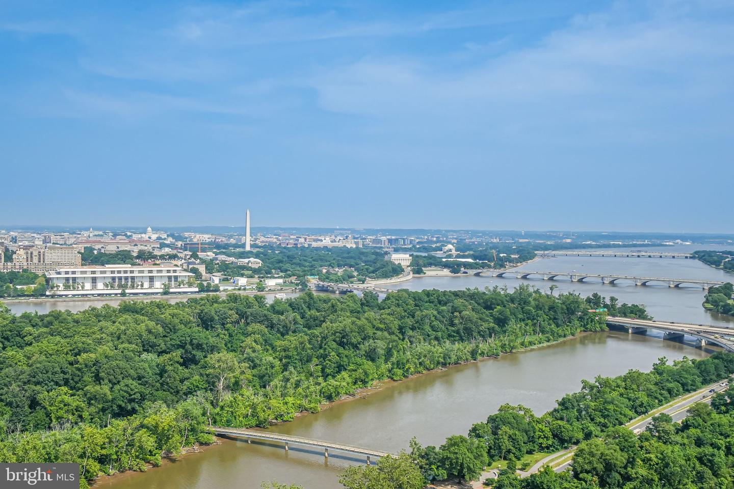 1111 19TH ST N #2703, ARLINGTON, Virginia 22209, 2 Bedrooms Bedrooms, ,2 BathroomsBathrooms,Residential,For sale,1111 19TH ST N #2703,VAAR2067852 MLS # VAAR2067852