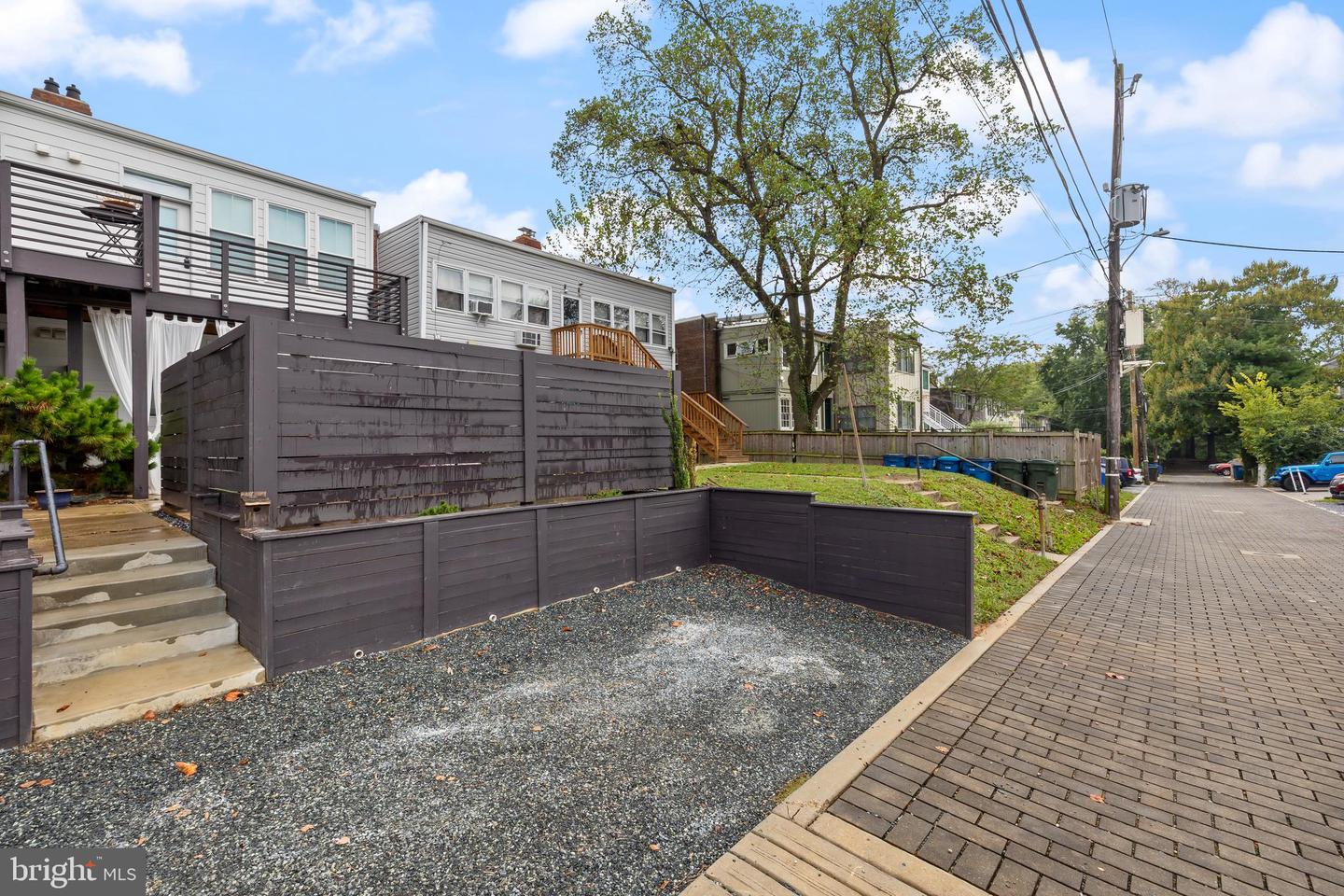 2228 40TH ST NW #1, WASHINGTON, District Of Columbia 20007, 2 Bedrooms Bedrooms, 5 Rooms Rooms,1 BathroomBathrooms,Residential,For sale,2228 40TH ST NW #1,DCDC2241960 MLS # DCDC2241960