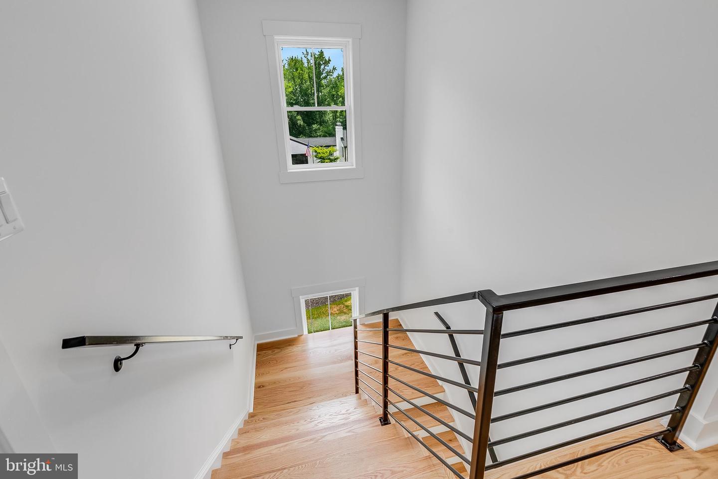 2817 DEREK RD, ALEXANDRIA, Virginia 22306, 6 Bedrooms Bedrooms, ,5 BathroomsBathrooms,Residential,For sale,2817 DEREK RD,VAFX2286276 MLS # VAFX2286276