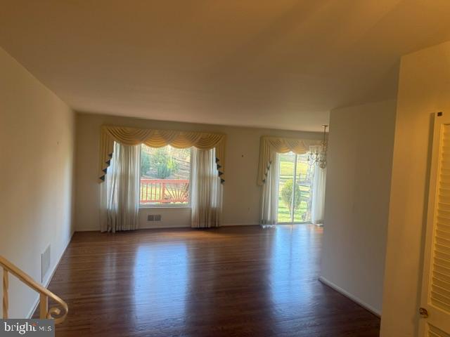 12206 REDWOOD CT, WOODBRIDGE, Virginia 22192, 4 Bedrooms Bedrooms, ,2 BathroomsBathrooms,Residential,For sale,12206 REDWOOD CT,VAPW2110746 MLS # VAPW2110746