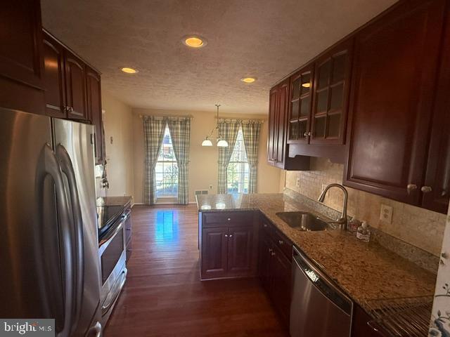 12206 REDWOOD CT, WOODBRIDGE, Virginia 22192, 4 Bedrooms Bedrooms, ,2 BathroomsBathrooms,Residential,For sale,12206 REDWOOD CT,VAPW2110746 MLS # VAPW2110746