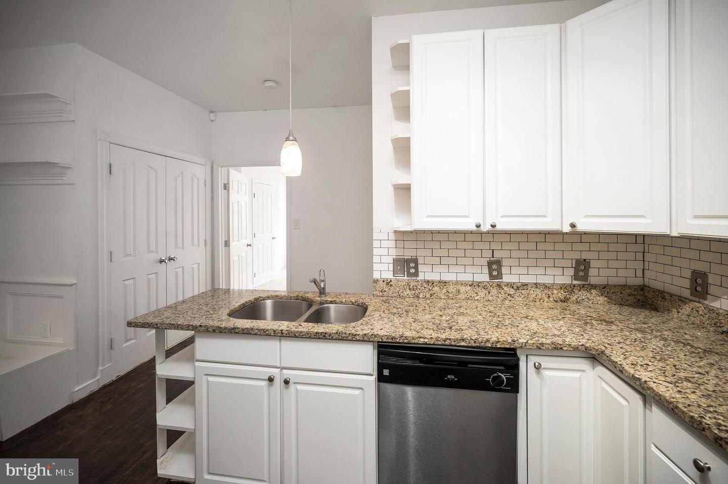 1712 WASHINGTON AVE, FREDERICKSBURG, Virginia 22401, 4 Bedrooms Bedrooms, ,3 BathroomsBathrooms,Residential,For sale,1712 WASHINGTON AVE,VAFB2009542 MLS # VAFB2009542