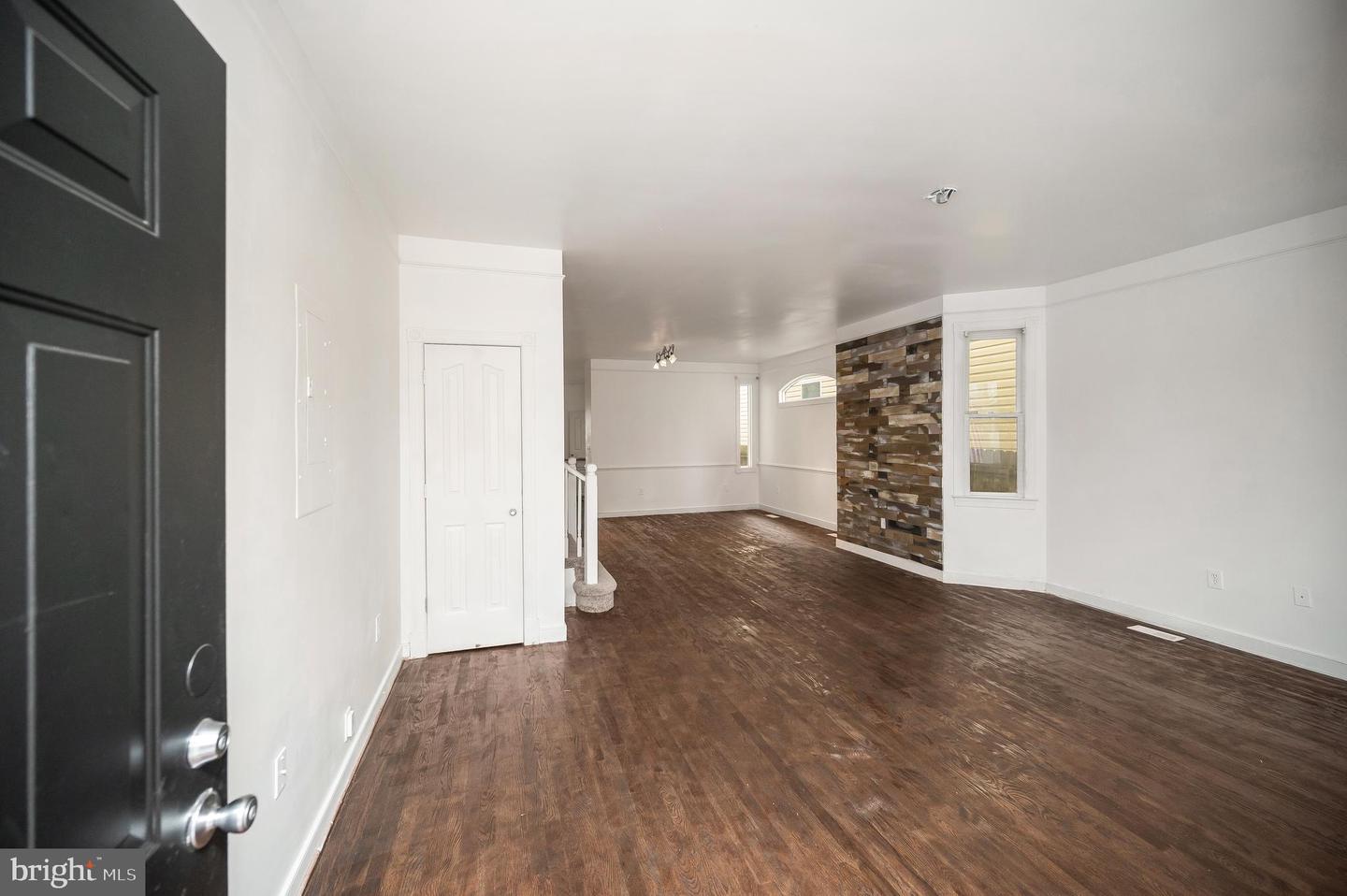 1712 WASHINGTON AVE, FREDERICKSBURG, Virginia 22401, 4 Bedrooms Bedrooms, ,3 BathroomsBathrooms,Residential,For sale,1712 WASHINGTON AVE,VAFB2009542 MLS # VAFB2009542