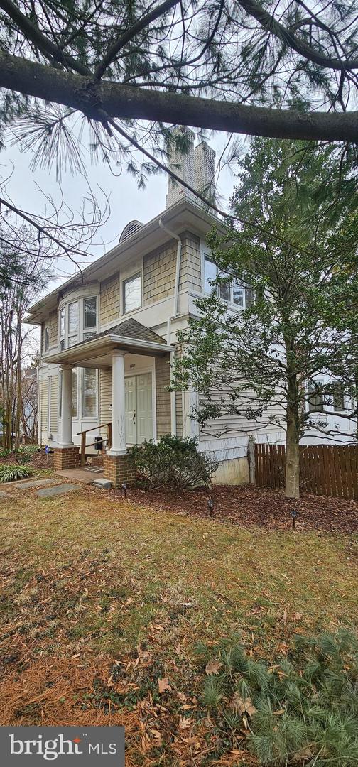 1650 KIRBY RD, MCLEAN, Virginia 22101, 4 Bedrooms Bedrooms, ,4 BathroomsBathrooms,Residential,For sale,1650 KIRBY RD,VAFX2253810 MLS # VAFX2253810