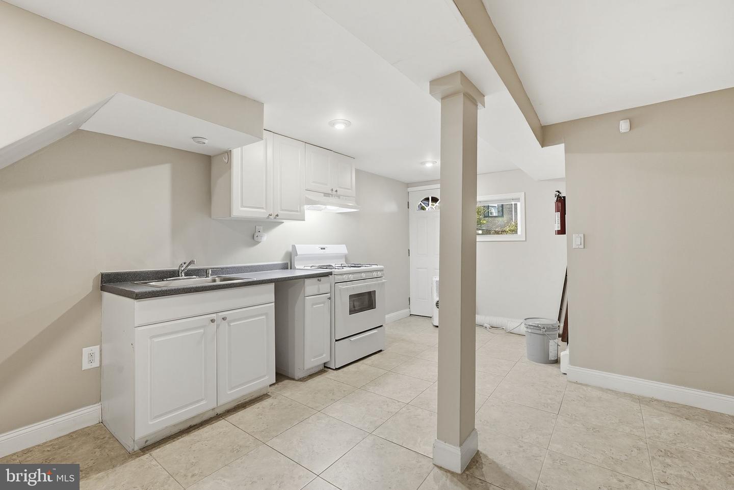 518 PARK RD NW, WASHINGTON, District Of Columbia 20010, 4 Bedrooms Bedrooms, ,2 BathroomsBathrooms,Residential,For sale,518 PARK RD NW,DCDC2230126 MLS # DCDC2230126