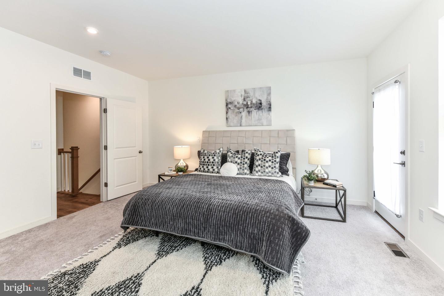 45922 SWALLOW TER, STERLING, Virginia 20165, 3 Bedrooms Bedrooms, 9 Rooms Rooms,2 BathroomsBathrooms,Residential,For sale,45922 SWALLOW TER,VALO2110546 MLS # VALO2110546