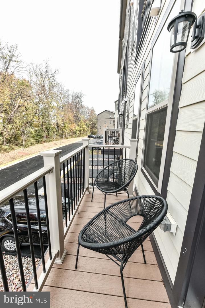 45922 SWALLOW TER, STERLING, Virginia 20165, 3 Bedrooms Bedrooms, 9 Rooms Rooms,2 BathroomsBathrooms,Residential,For sale,45922 SWALLOW TER,VALO2110546 MLS # VALO2110546