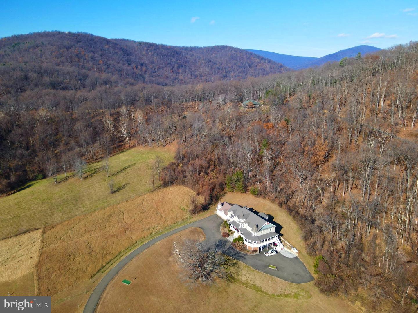 65 CLARK LN, WASHINGTON, Virginia 22747, 6 Bedrooms Bedrooms, ,10 BathroomsBathrooms,Residential,For sale,65 CLARK LN,VARP2002418 MLS # VARP2002418