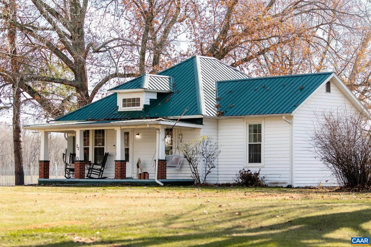 22 QUARTER LN, BUCKINGHAM, Virginia 23921, 2 Bedrooms Bedrooms, ,1 BathroomBathrooms,Residential,For sale,22 QUARTER LN,671490 MLS # 671490