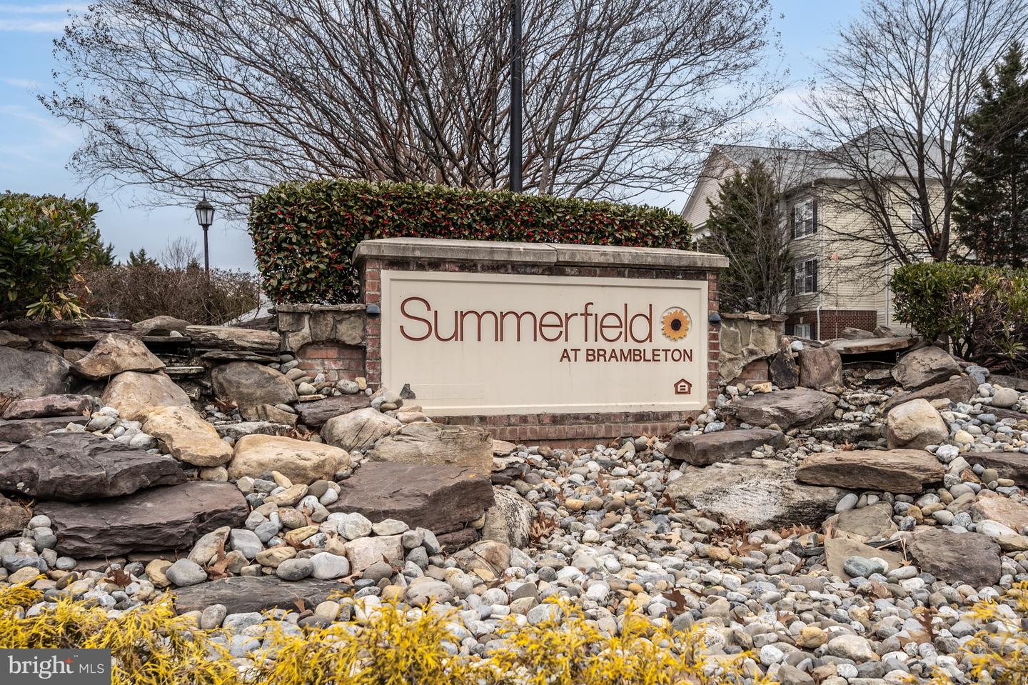 42531 ROCKROSE SQ #302, BRAMBLETON, Virginia 20148, 2 Bedrooms Bedrooms, ,2 BathroomsBathrooms,Residential,For sale,42531 ROCKROSE SQ #302,VALO2113706 MLS # VALO2113706