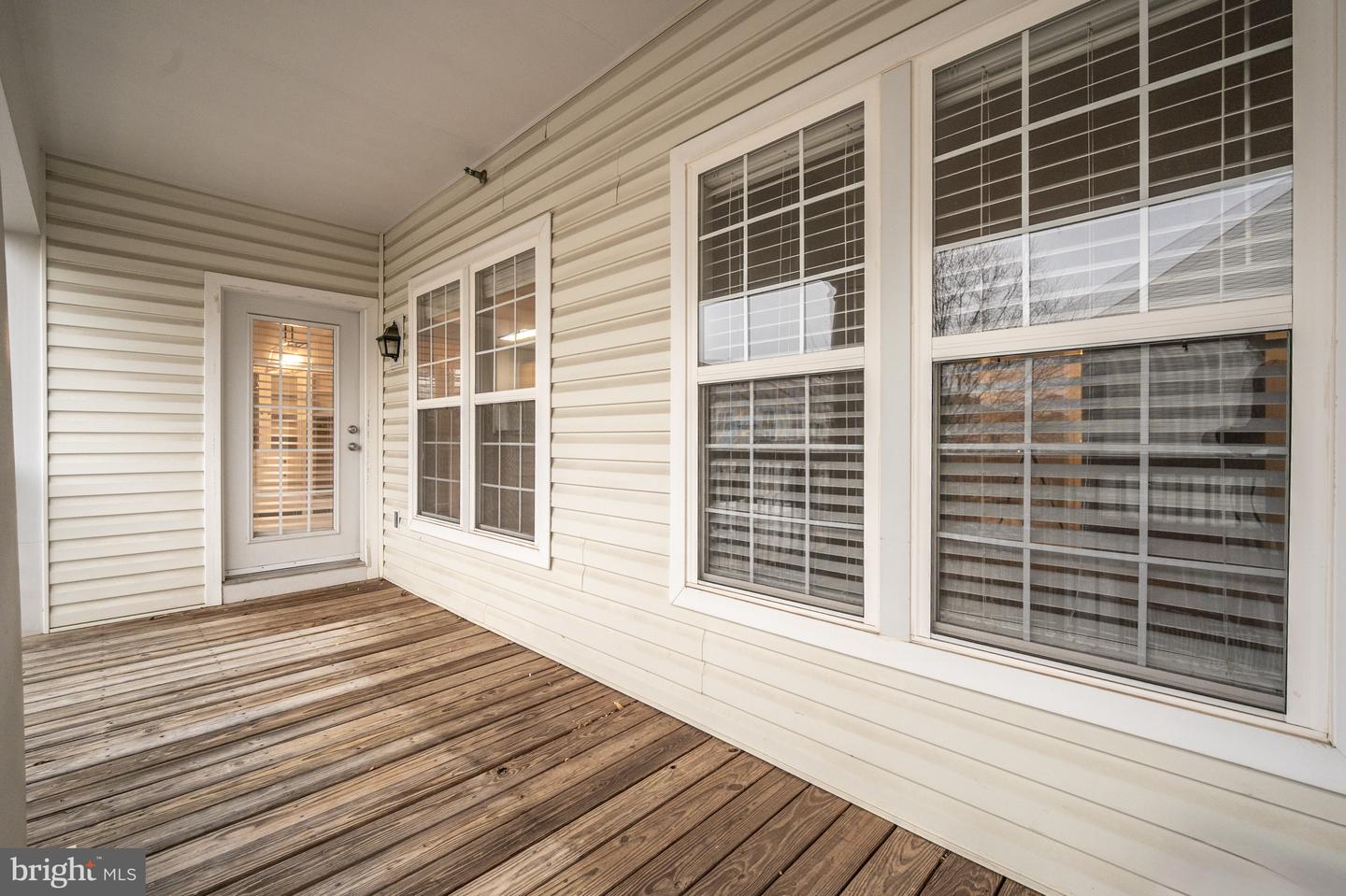 42531 ROCKROSE SQ #302, BRAMBLETON, Virginia 20148, 2 Bedrooms Bedrooms, ,2 BathroomsBathrooms,Residential,For sale,42531 ROCKROSE SQ #302,VALO2113706 MLS # VALO2113706