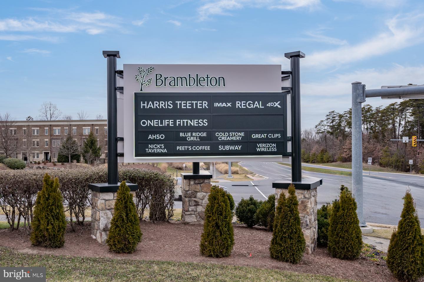 42531 ROCKROSE SQ #302, BRAMBLETON, Virginia 20148, 2 Bedrooms Bedrooms, ,2 BathroomsBathrooms,Residential,For sale,42531 ROCKROSE SQ #302,VALO2113706 MLS # VALO2113706