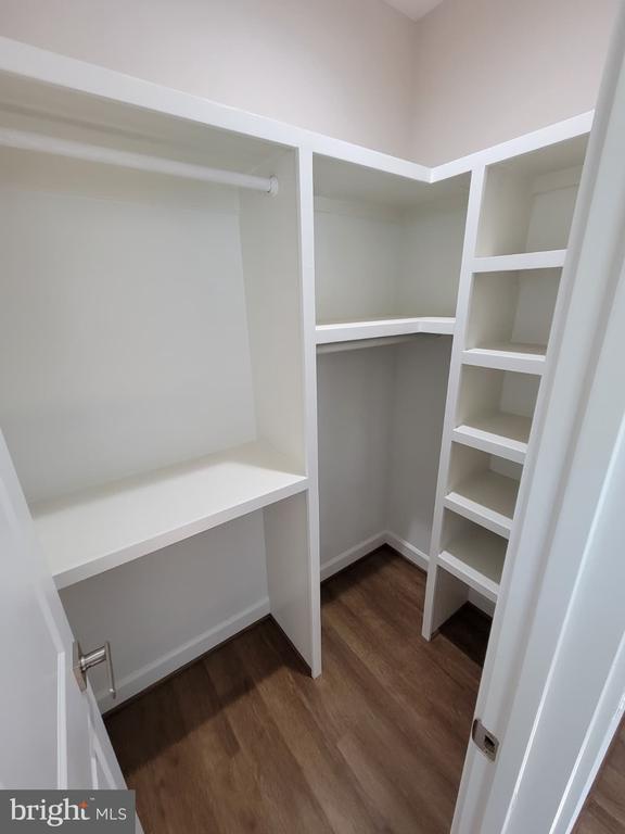 112 EDGEHILL DR, LOCUST GROVE, Virginia 22508, 3 Bedrooms Bedrooms, ,2 BathroomsBathrooms,Residential,112 EDGEHILL DR,VAOR2009952 MLS # VAOR2009952