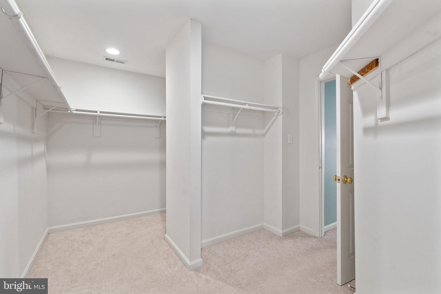 20 PINEHURST LN, STAFFORD, Virginia 22554, 5 Bedrooms Bedrooms, 17 Rooms Rooms,3 BathroomsBathrooms,Residential,For sale,20 PINEHURST LN,VAST2045278 MLS # VAST2045278