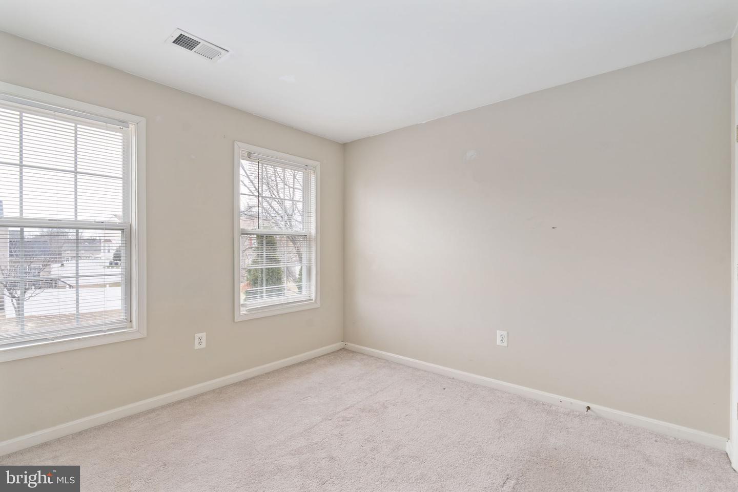 20 PINEHURST LN, STAFFORD, Virginia 22554, 5 Bedrooms Bedrooms, 17 Rooms Rooms,3 BathroomsBathrooms,Residential,For sale,20 PINEHURST LN,VAST2045278 MLS # VAST2045278