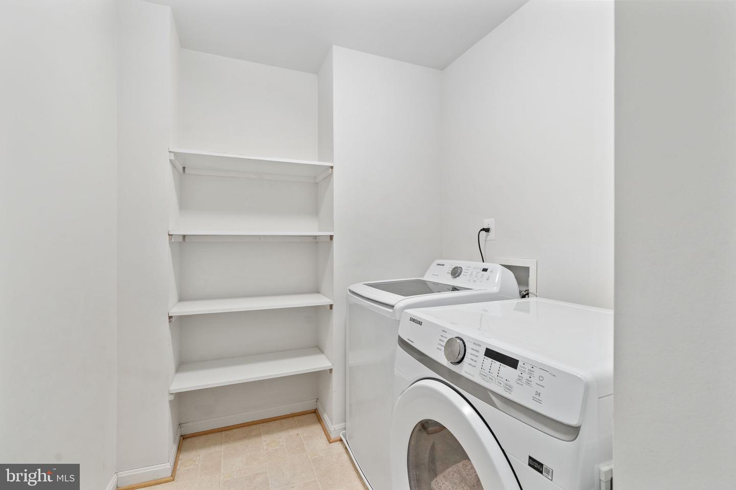 20 PINEHURST LN, STAFFORD, Virginia 22554, 5 Bedrooms Bedrooms, 17 Rooms Rooms,3 BathroomsBathrooms,Residential,For sale,20 PINEHURST LN,VAST2045278 MLS # VAST2045278