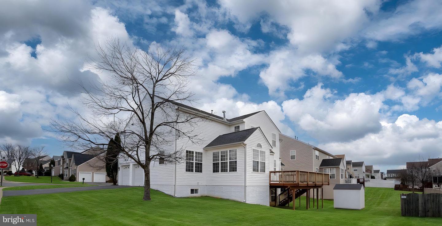 20 PINEHURST LN, STAFFORD, Virginia 22554, 5 Bedrooms Bedrooms, 17 Rooms Rooms,3 BathroomsBathrooms,Residential,For sale,20 PINEHURST LN,VAST2045278 MLS # VAST2045278