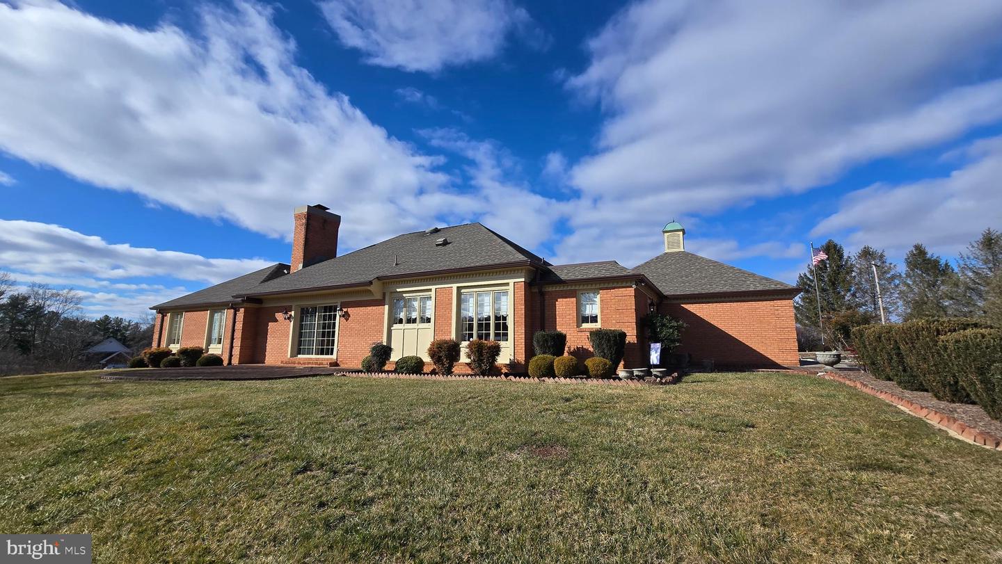 3274 ROCKLAND RD, FRONT ROYAL, Virginia 22630, 3 Bedrooms Bedrooms, ,3 BathroomsBathrooms,Residential,For sale,3274 ROCKLAND RD,VAWR2013138 MLS # VAWR2013138