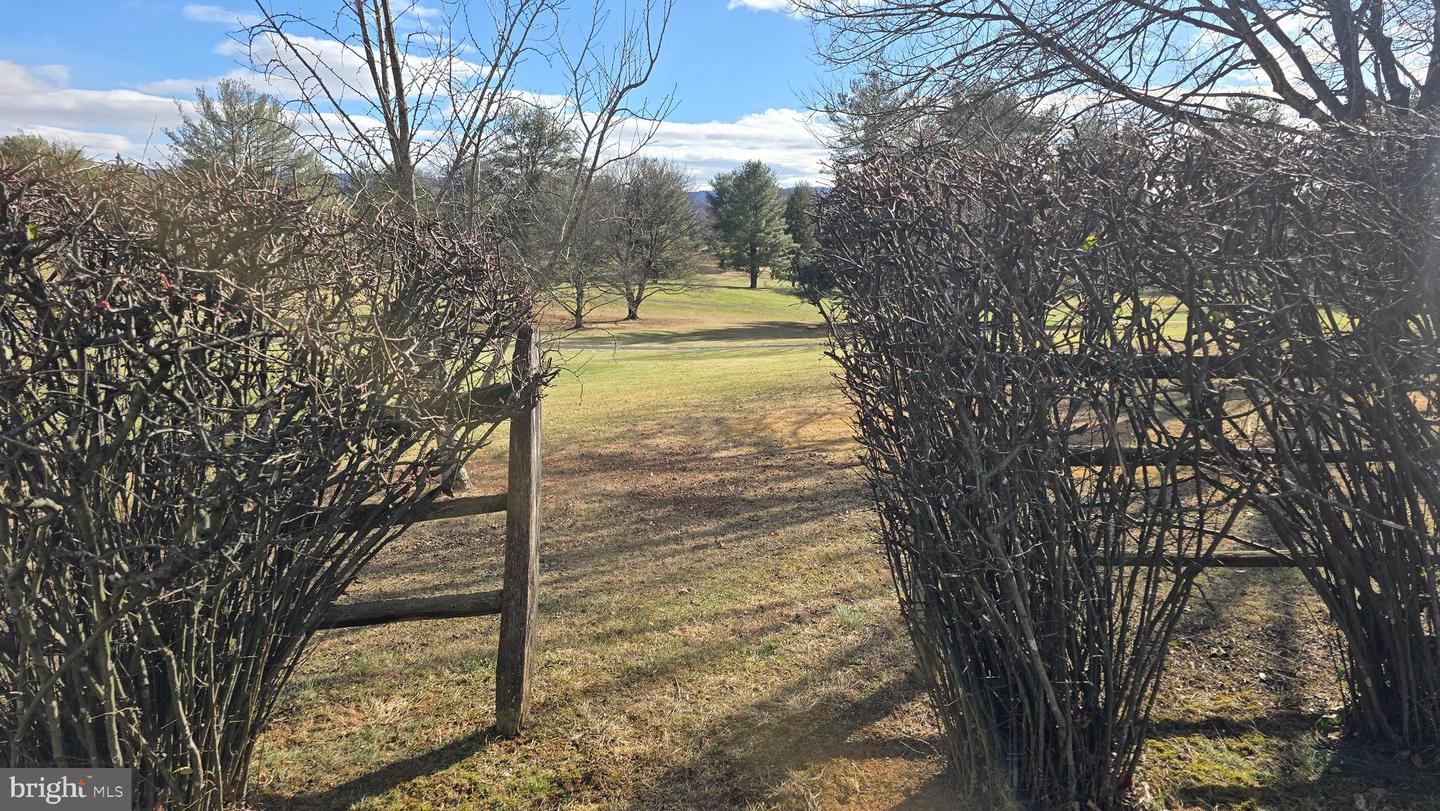 3274 ROCKLAND RD, FRONT ROYAL, Virginia 22630, 3 Bedrooms Bedrooms, ,3 BathroomsBathrooms,Residential,For sale,3274 ROCKLAND RD,VAWR2013138 MLS # VAWR2013138