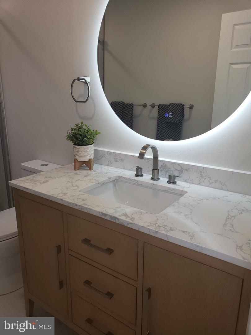 45070 BRAE TER #202, ASHBURN, Virginia 20147, 2 Bedrooms Bedrooms, ,2 BathroomsBathrooms,Residential,For sale,45070 BRAE TER #202,VALO2114068 MLS # VALO2114068