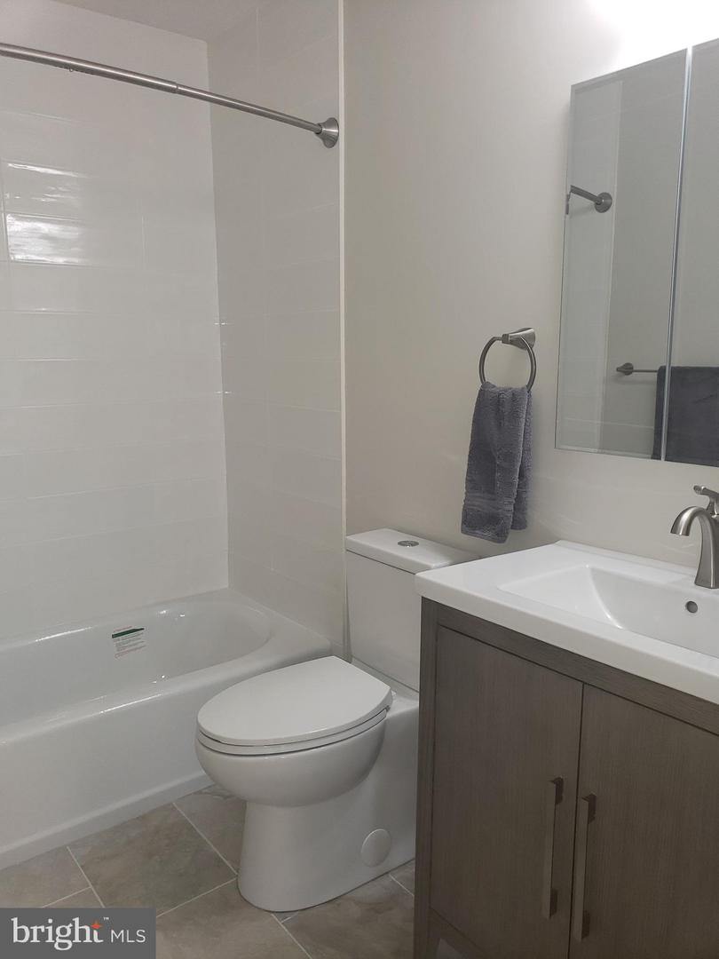 45070 BRAE TER #202, ASHBURN, Virginia 20147, 2 Bedrooms Bedrooms, ,2 BathroomsBathrooms,Residential,For sale,45070 BRAE TER #202,VALO2114068 MLS # VALO2114068