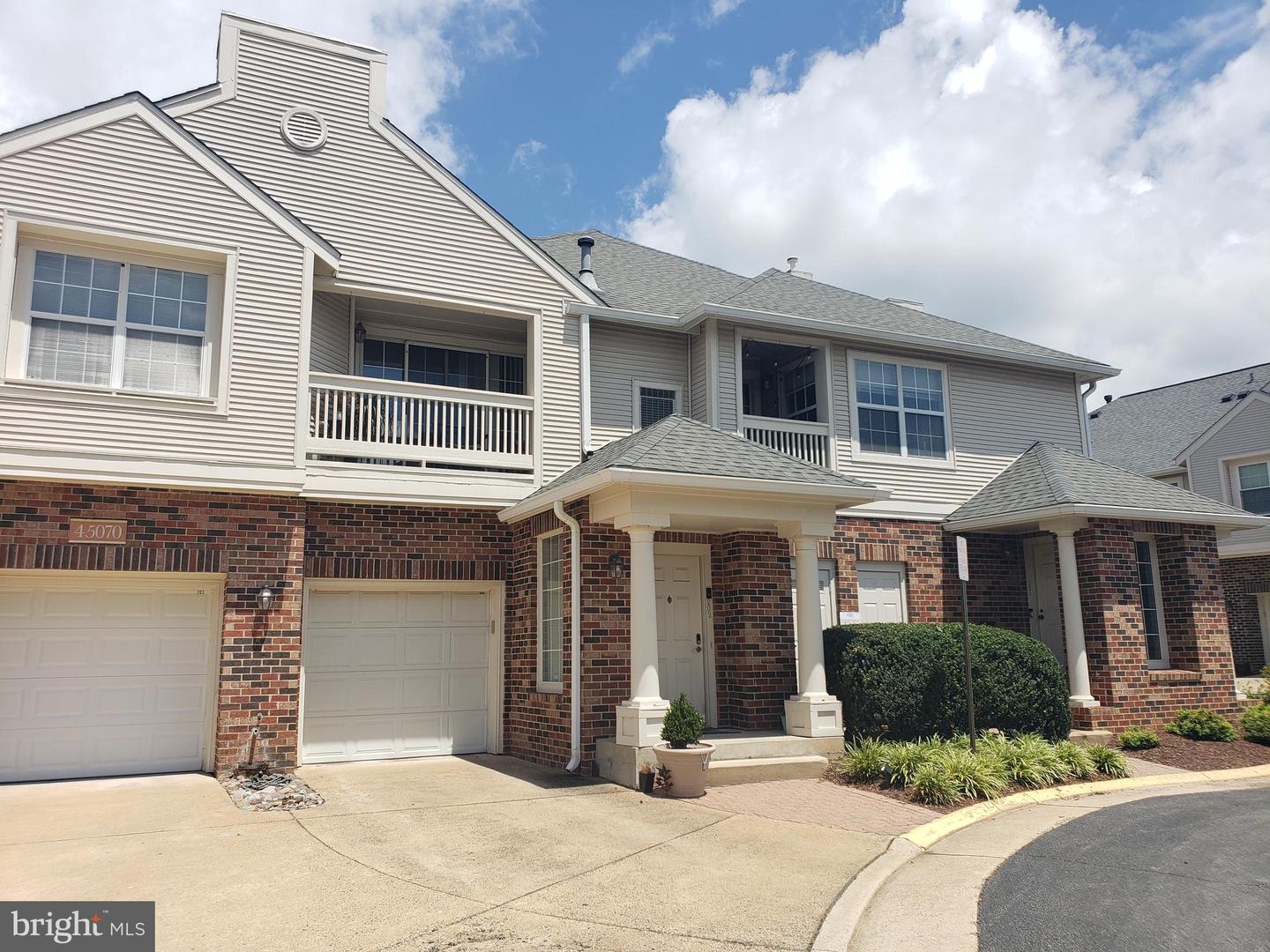 45070 BRAE TER #202, ASHBURN, Virginia 20147, 2 Bedrooms Bedrooms, ,2 BathroomsBathrooms,Residential,For sale,45070 BRAE TER #202,VALO2114068 MLS # VALO2114068