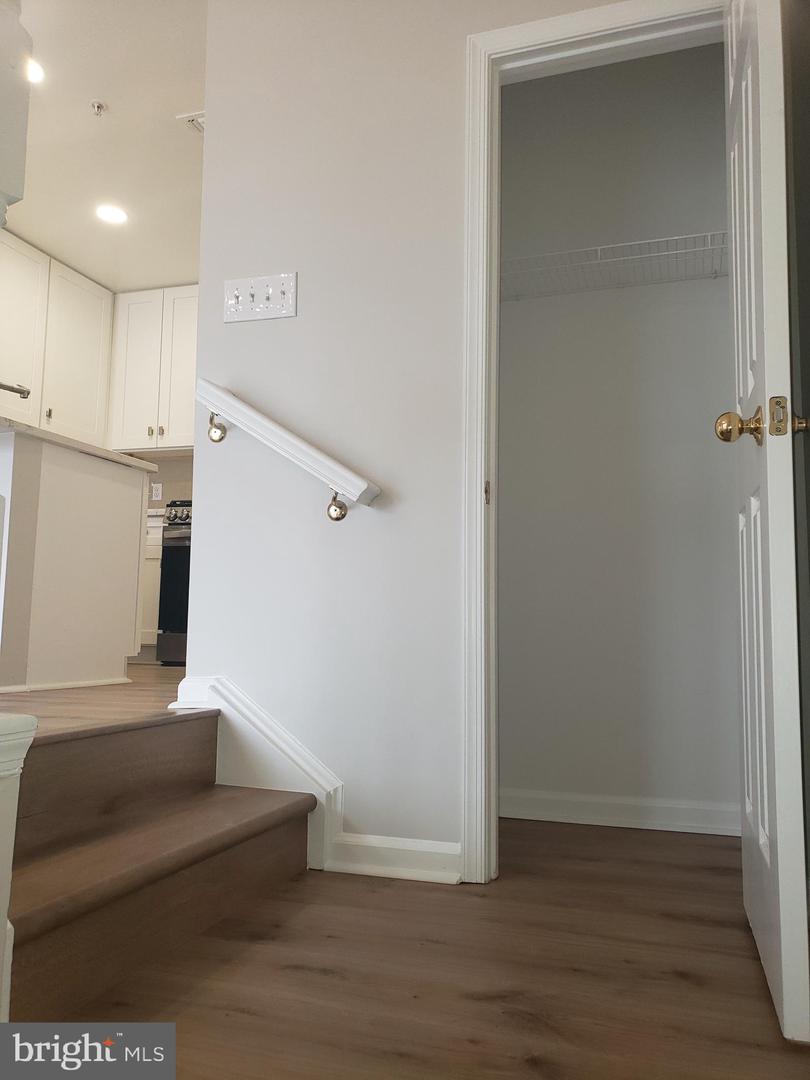 45070 BRAE TER #202, ASHBURN, Virginia 20147, 2 Bedrooms Bedrooms, ,2 BathroomsBathrooms,Residential,For sale,45070 BRAE TER #202,VALO2114068 MLS # VALO2114068