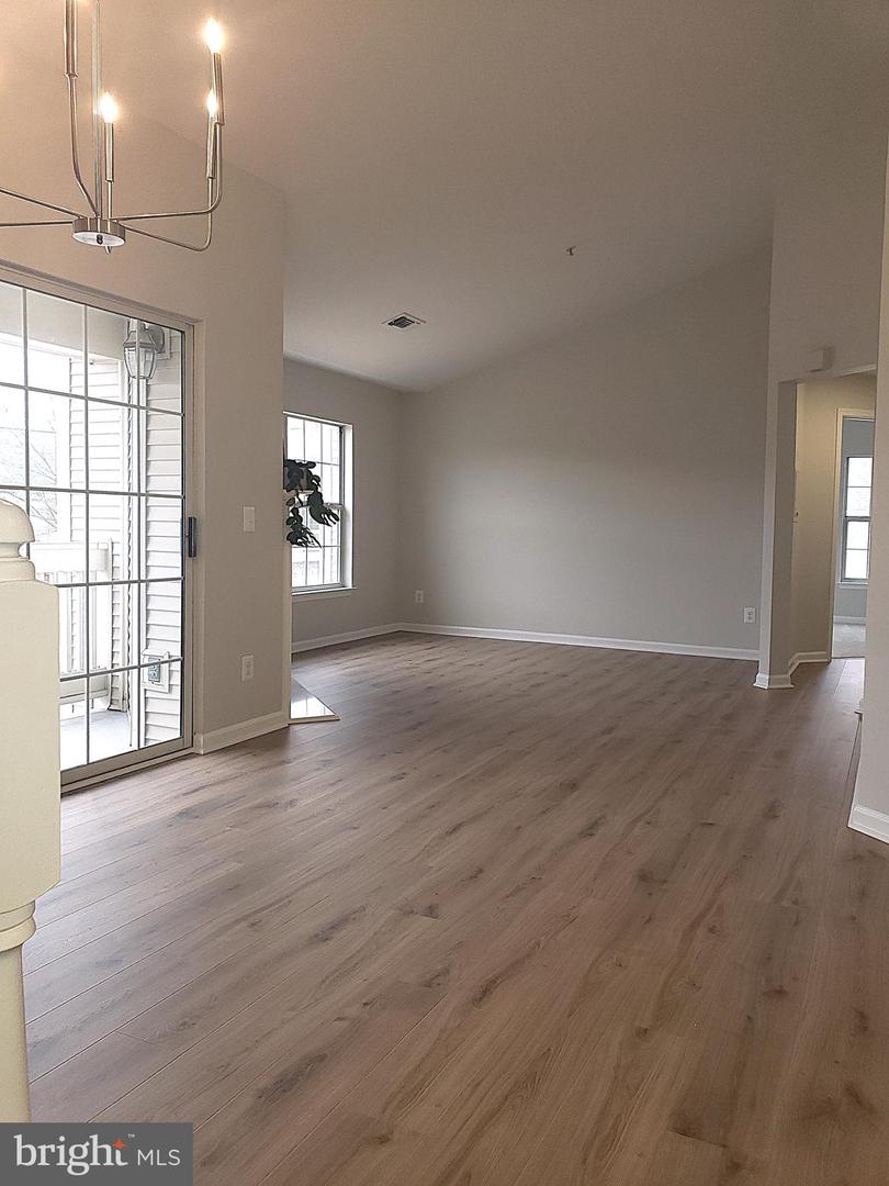 45070 BRAE TER #202, ASHBURN, Virginia 20147, 2 Bedrooms Bedrooms, ,2 BathroomsBathrooms,Residential,For sale,45070 BRAE TER #202,VALO2114068 MLS # VALO2114068