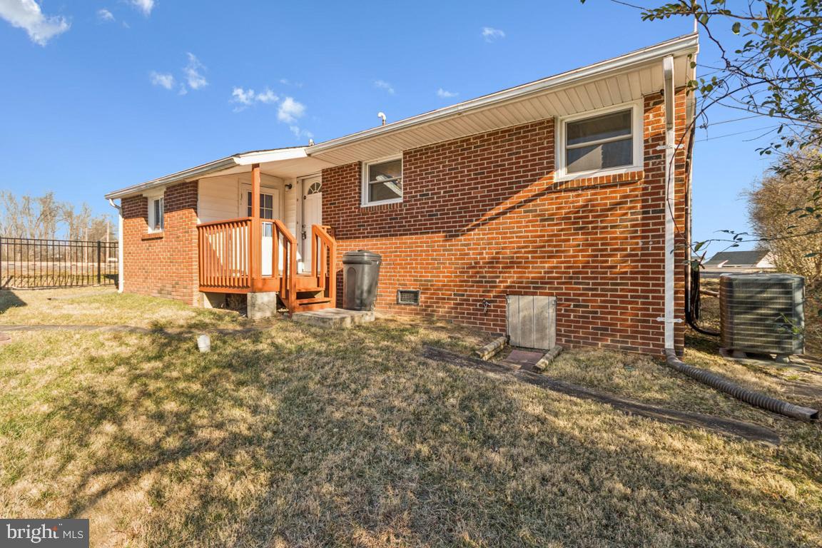 14442 RIXEYVILLE RD, CULPEPER, Virginia 22701, 3 Bedrooms Bedrooms, 7 Rooms Rooms,1 BathroomBathrooms,Residential,For sale,14442 RIXEYVILLE RD,VACU2012430 MLS # VACU2012430