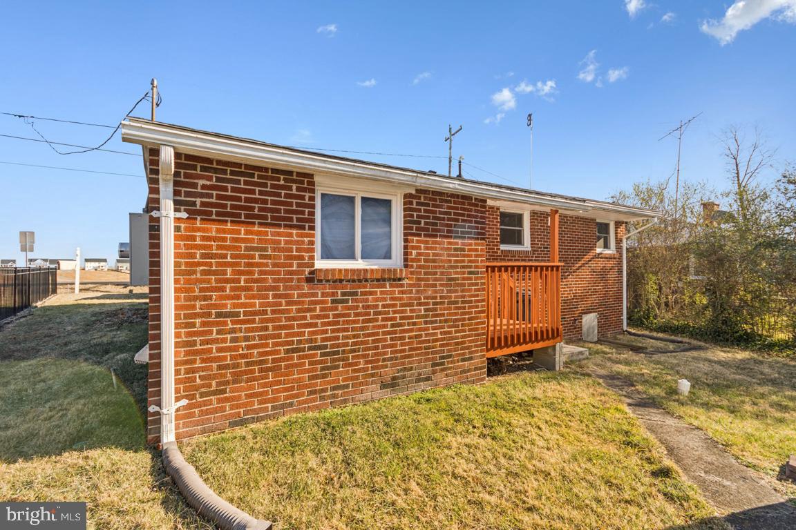 14442 RIXEYVILLE RD, CULPEPER, Virginia 22701, 3 Bedrooms Bedrooms, 7 Rooms Rooms,1 BathroomBathrooms,Residential,For sale,14442 RIXEYVILLE RD,VACU2012430 MLS # VACU2012430