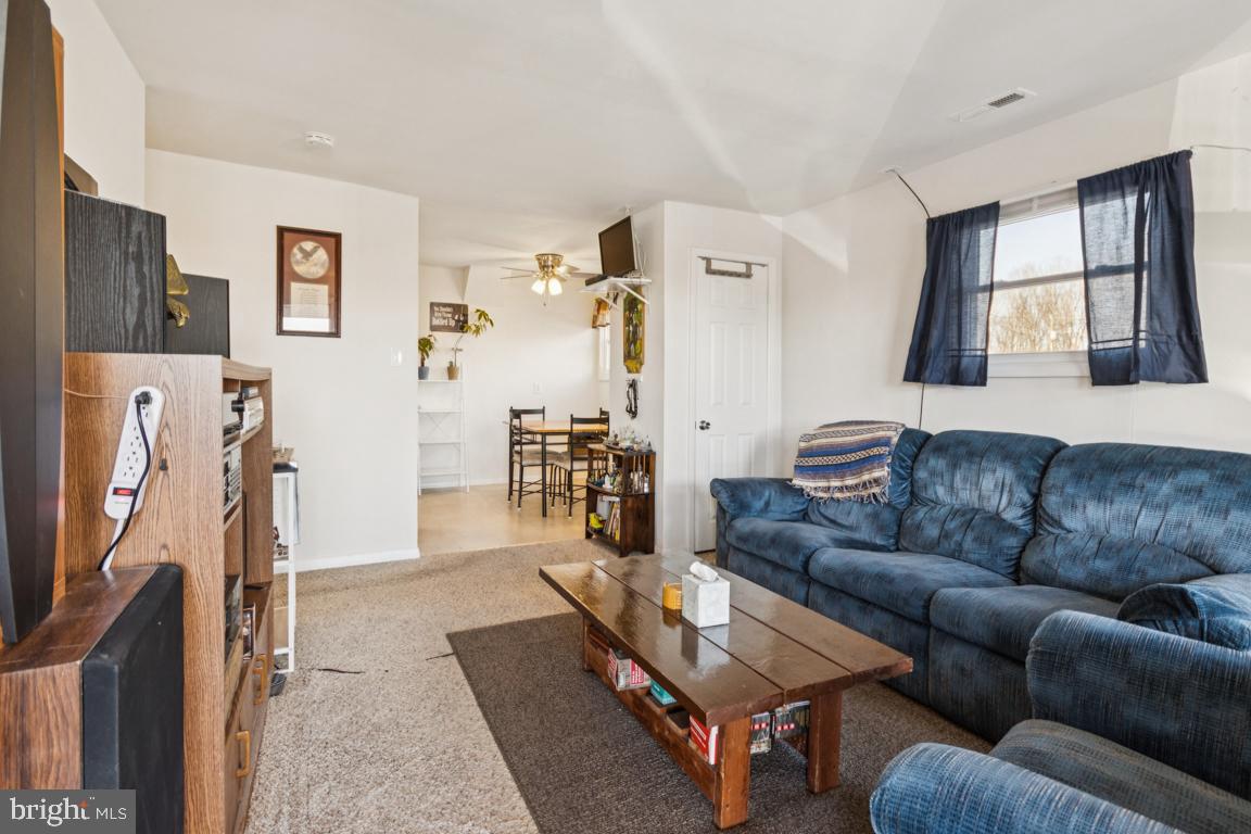 14442 RIXEYVILLE RD, CULPEPER, Virginia 22701, 3 Bedrooms Bedrooms, 7 Rooms Rooms,1 BathroomBathrooms,Residential,For sale,14442 RIXEYVILLE RD,VACU2012430 MLS # VACU2012430