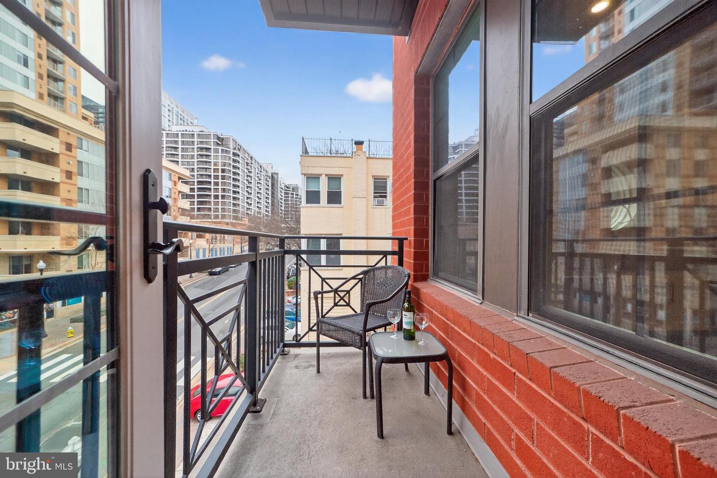 1411 KEY BLVD #311, ARLINGTON, Virginia 22209, 2 Bedrooms Bedrooms, ,2 BathroomsBathrooms,Residential,For sale,1411 KEY BLVD #311,VAAR2067832 MLS # VAAR2067832