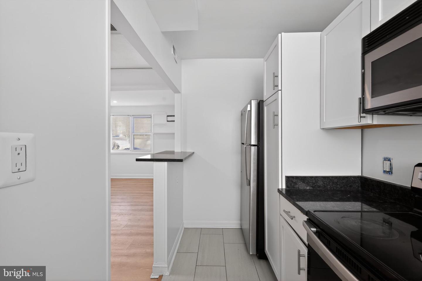 3065 PATRICK HENRY DR #102, FALLS CHURCH, Virginia 22044, 1 Bedroom Bedrooms, ,1 BathroomBathrooms,Residential,For sale,3065 PATRICK HENRY DR #102,VAFX2286262 MLS # VAFX2286262