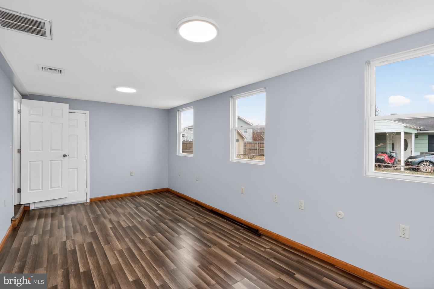 14423 LAMAR RD, WOODBRIDGE, Virginia 22191, 3 Bedrooms Bedrooms, ,2 BathroomsBathrooms,Residential,For sale,14423 LAMAR RD,VAPW2110760 MLS # VAPW2110760