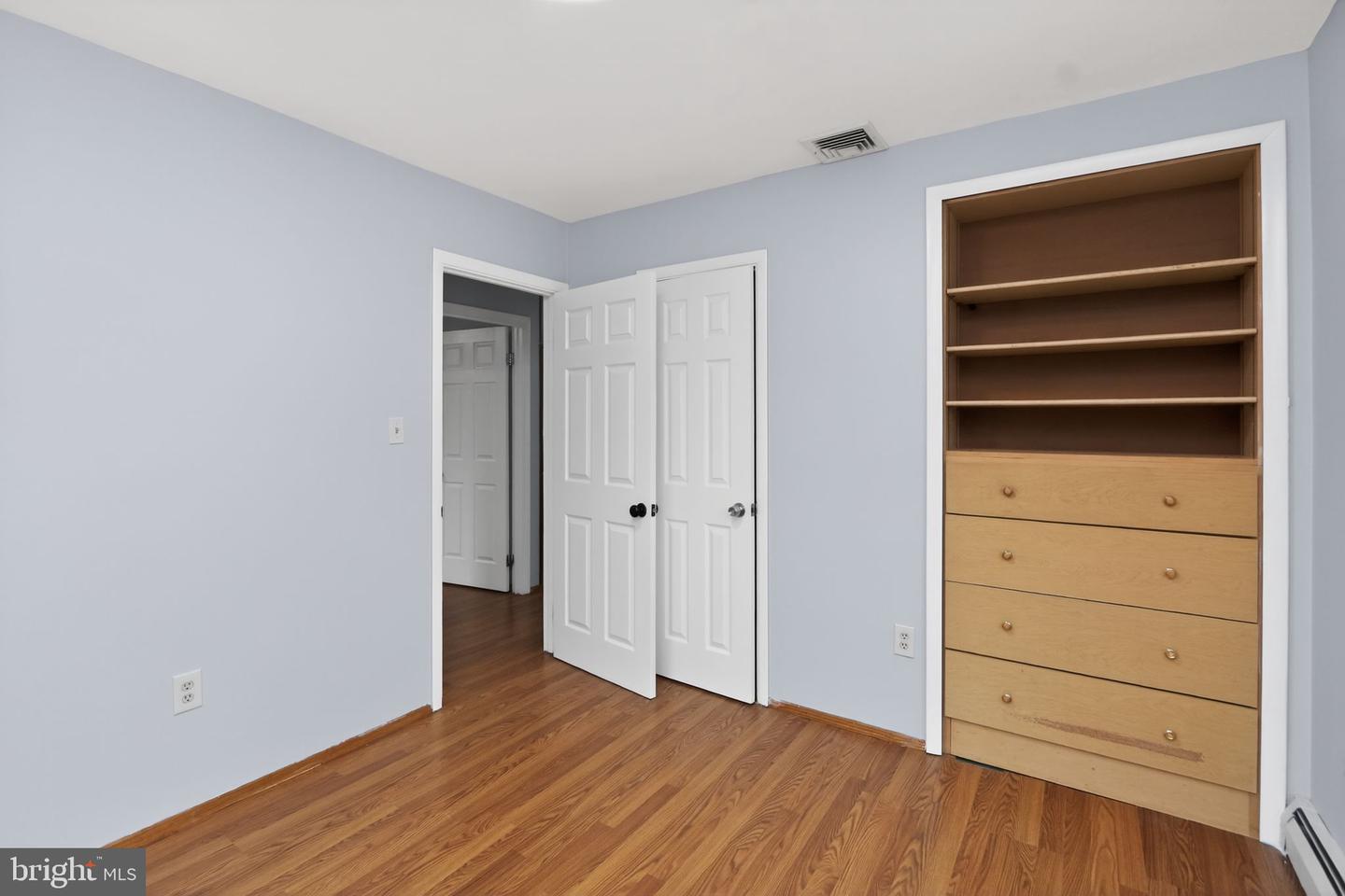 14423 LAMAR RD, WOODBRIDGE, Virginia 22191, 3 Bedrooms Bedrooms, ,2 BathroomsBathrooms,Residential,For sale,14423 LAMAR RD,VAPW2110760 MLS # VAPW2110760