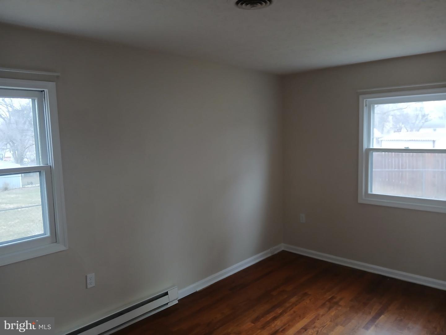 2155 MASSANUTTEN DR, MIDDLETOWN, Virginia 22645, 3 Bedrooms Bedrooms, ,2 BathroomsBathrooms,Residential,For sale,2155 MASSANUTTEN DR,VAFV2039046 MLS # VAFV2039046