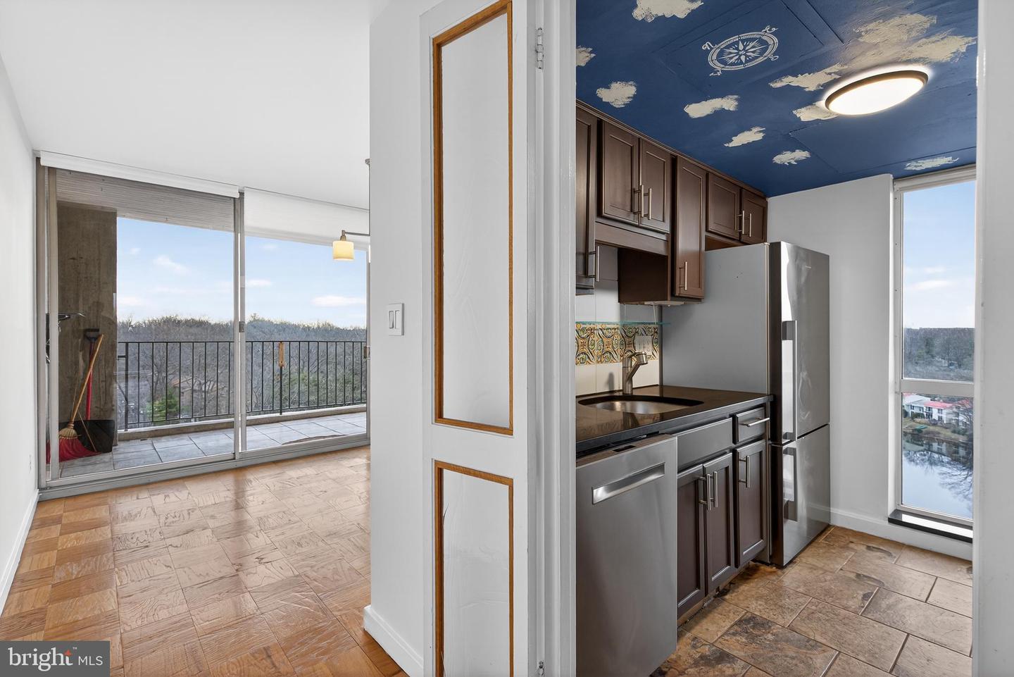 11400 WASHINGTON PLZ W #1303, RESTON, Virginia 20190, 2 Bedrooms Bedrooms, ,2 BathroomsBathrooms,Residential,For sale,11400 WASHINGTON PLZ W #1303,VAFX2286306 MLS # VAFX2286306