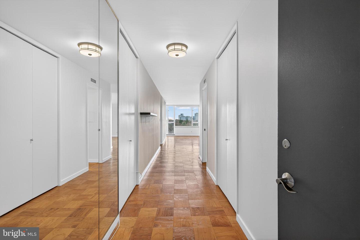 11400 WASHINGTON PLZ W #1303, RESTON, Virginia 20190, 2 Bedrooms Bedrooms, ,2 BathroomsBathrooms,Residential,For sale,11400 WASHINGTON PLZ W #1303,VAFX2286306 MLS # VAFX2286306